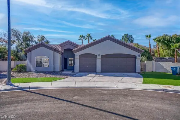 8963 Daylight Peak Court, Las Vegas, NV 89123