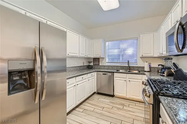 5250 S Rainbow Boulevard #1027, Las Vegas, NV 89118