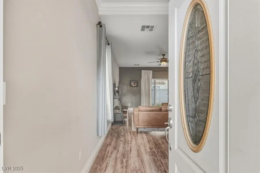 5690 Sentry Palm Court, Las Vegas, NV 89122 - Image #2