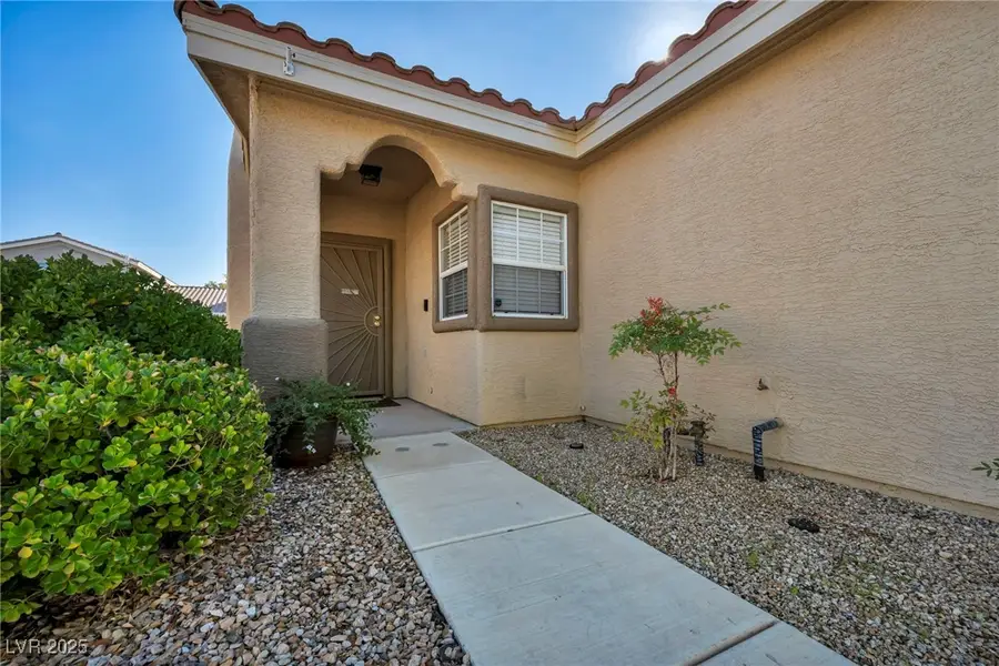 2569 Wiltshire Avenue, Henderson, NV 89052 - Image #3