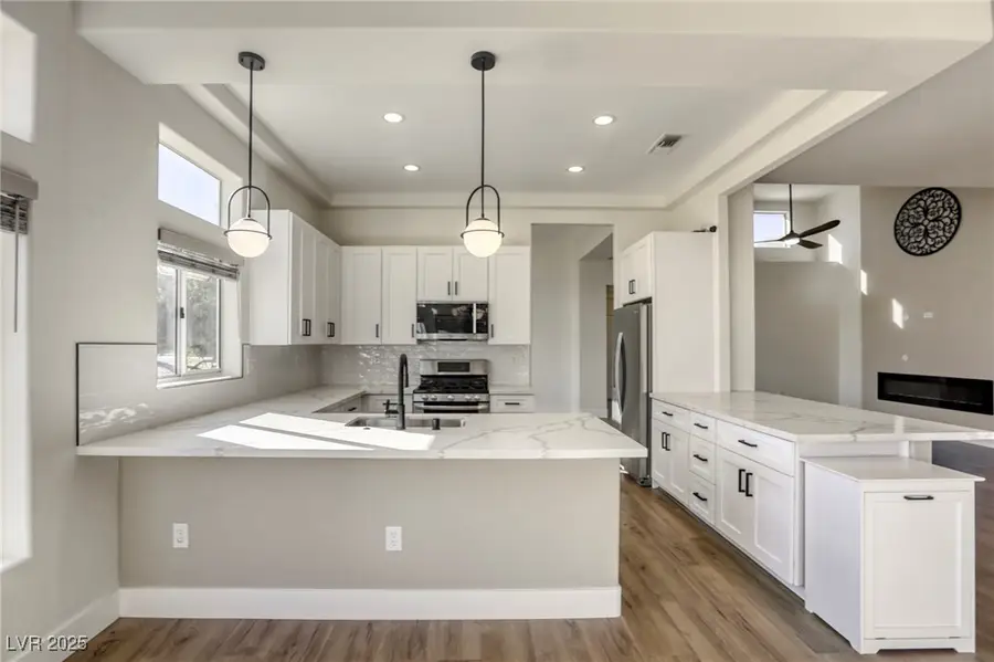 9800 Villa Ridge Drive, Las Vegas, NV 89134 - Image #2