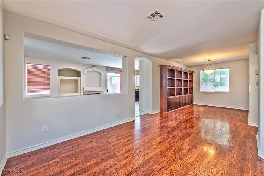8221 Heather Rock Court, Las Vegas, NV 89117 - Image #2