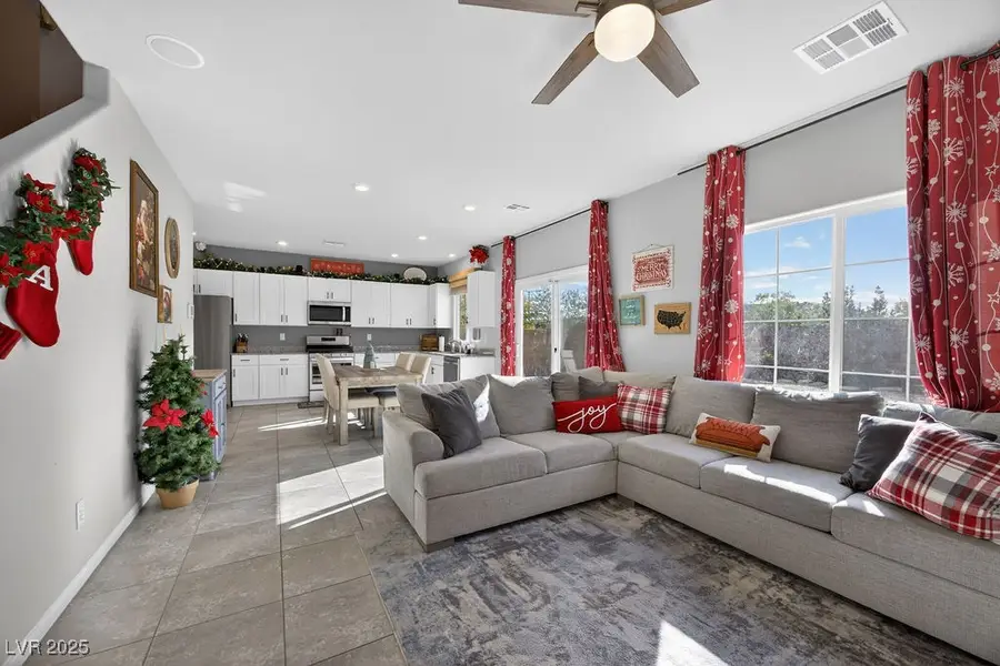 4451 Shimmer Point Avenue, North Las Vegas, NV 89084 - Image #3