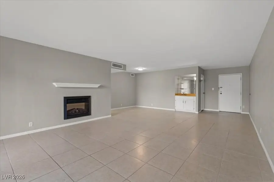 730 S Royal Crest Circle #418, Las Vegas, NV 89169 - Image #3