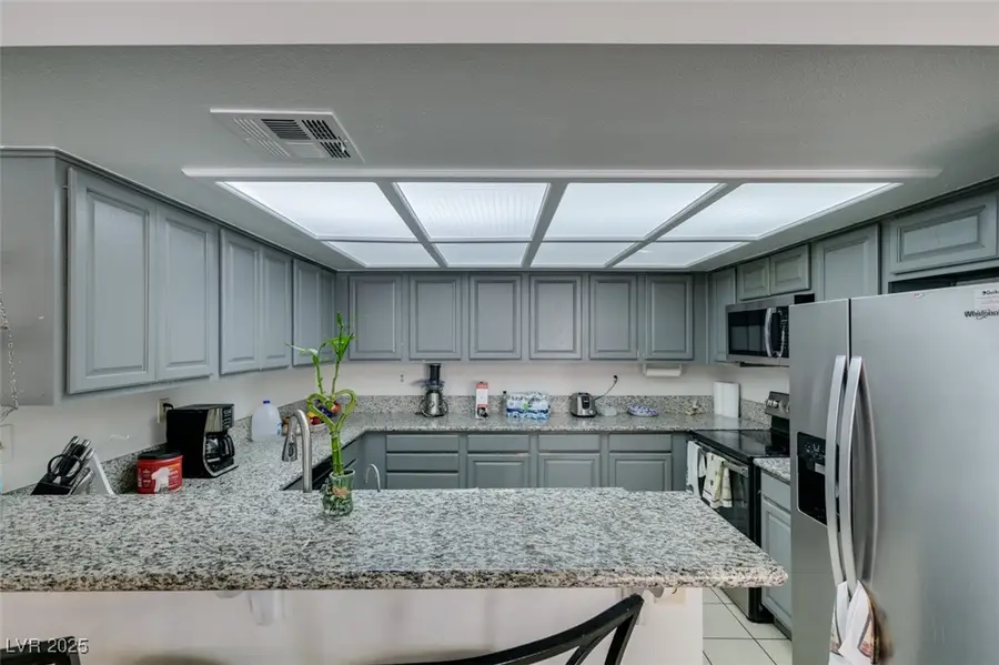 675 Cervantes Drive, Henderson, NV 89014 - Image #2