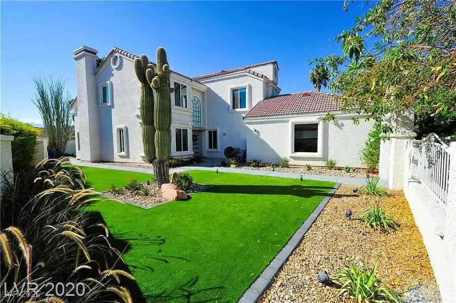 7200 Painted Shadows Way, Las Vegas, NV 89149 - Image #3