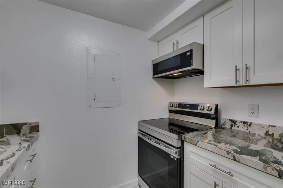 205 E Harmon Avenue #112, Las Vegas, NV 89169 - Image #3
