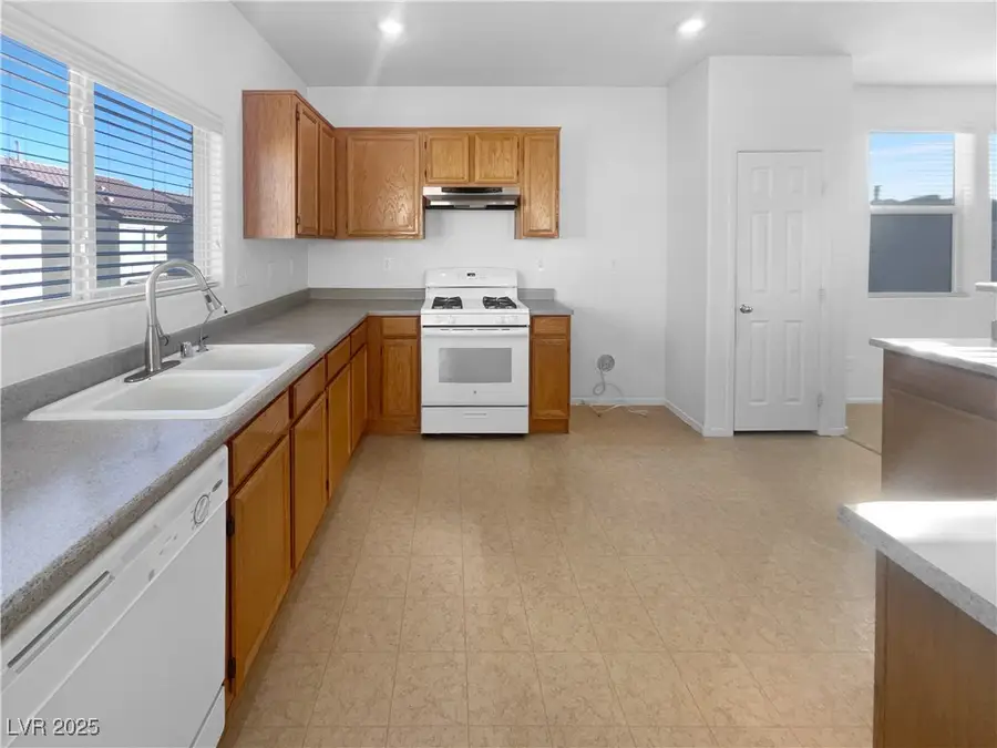 11688 Tierney Creek Drive, Las Vegas, NV 89183 - Image #2
