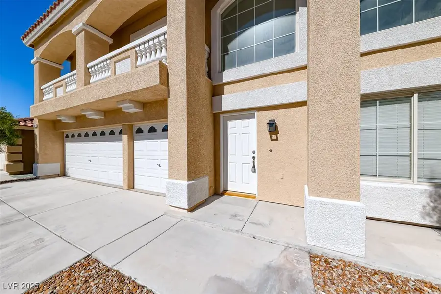 602 Staghorn Pass Avenue, Las Vegas, NV 89183 - Image #3