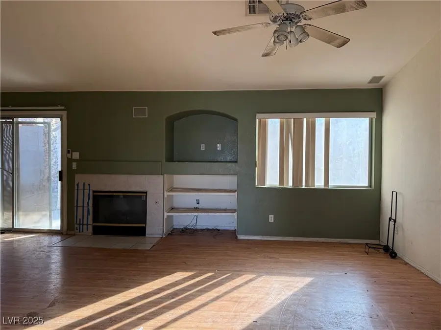 627 Spritlake Court, North Las Vegas, NV 89032 - Image #3