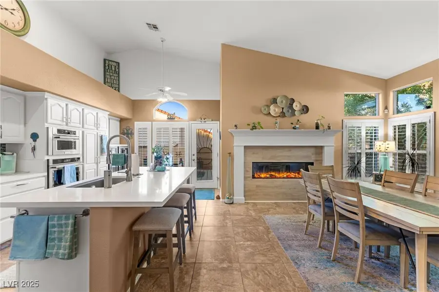 8208 Sedona Sunrise Drive, Las Vegas, NV 89128 - Image #2