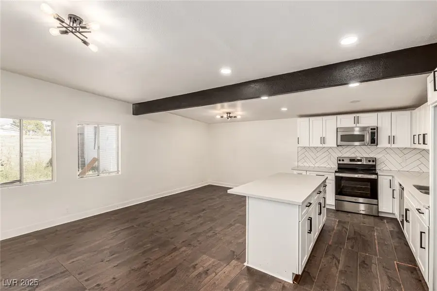 3220 Stanley Avenue, North Las Vegas, NV 89030 - Image #2
