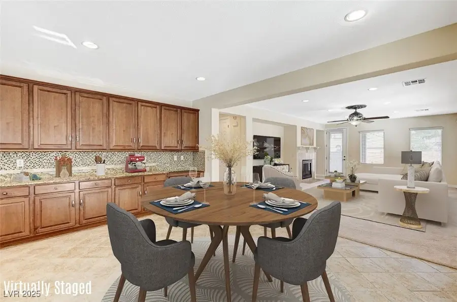 2755 E Asgard Avenue, Las Vegas, NV 89121 - Image #2