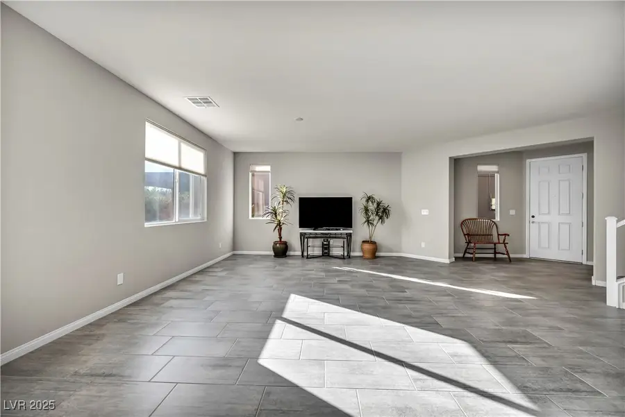 6479 Ansonia Court, Las Vegas, NV 89118 - Image #3