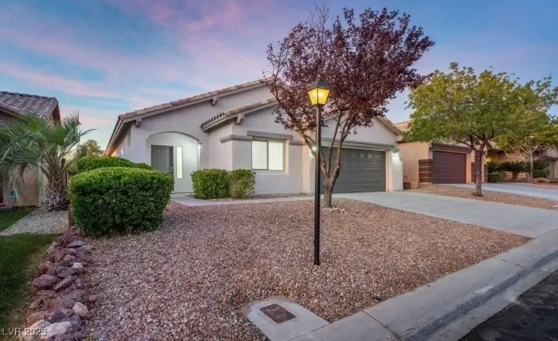 8233 Valley Stream Avenue, Las Vegas, NV 89131 - Image #1