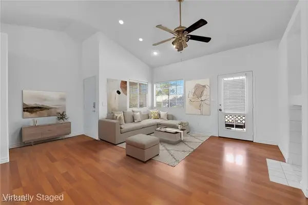 1600 N Torrey Pines Drive #202, Las Vegas, NV 89108