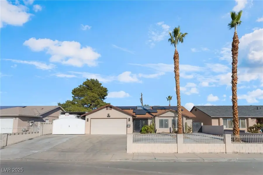 5286 Treasure Avenue, Las Vegas, NV 89122 - Image #2