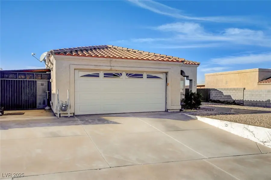 426 Tiger Lily Way, Henderson, NV 89015 - Image #2