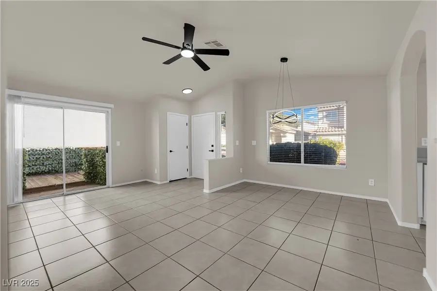 2433 Cliffwood Drive, Henderson, NV 89074 - Image #2