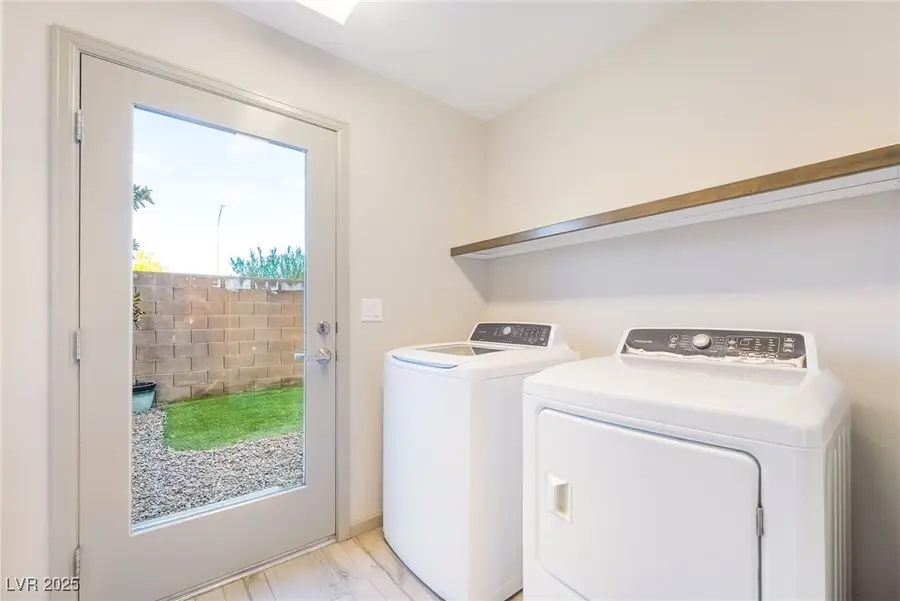 8032 Carpenter Creek Avenue, Las Vegas, NV 89113 - Image #2