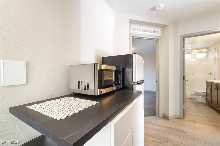 8032 Carpenter Creek Avenue, Las Vegas, NV 89113 - Image #3