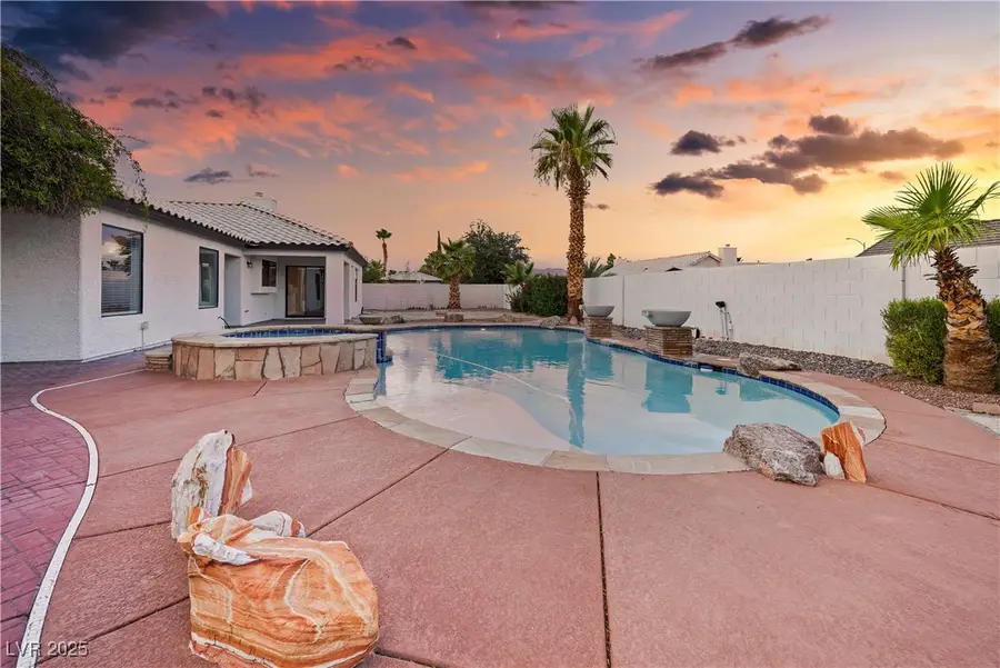 3605 N Torrey Pines Drive, Las Vegas, NV 89108 - Image #3