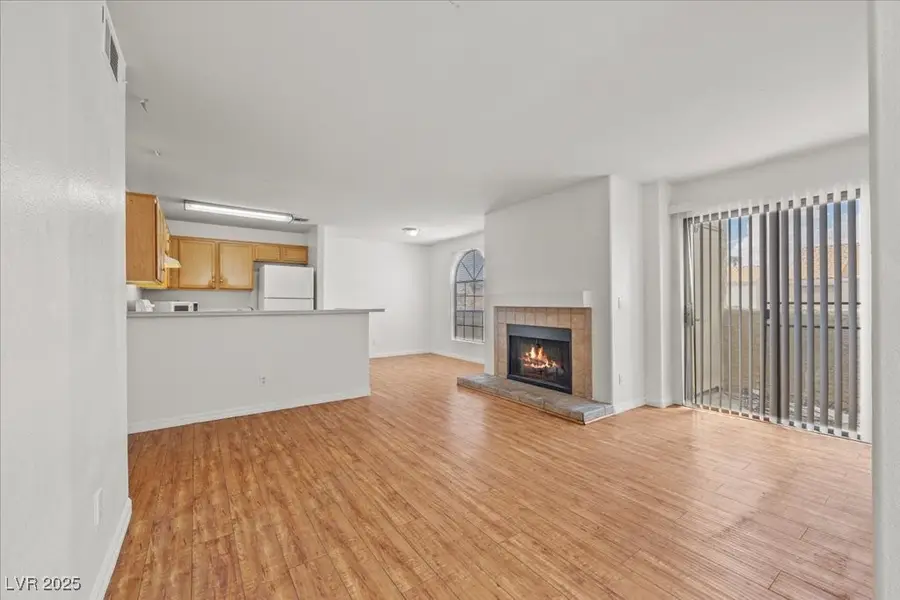 2972 Juniper Hills Boulevard #202, Las Vegas, NV 89142 - Image #2