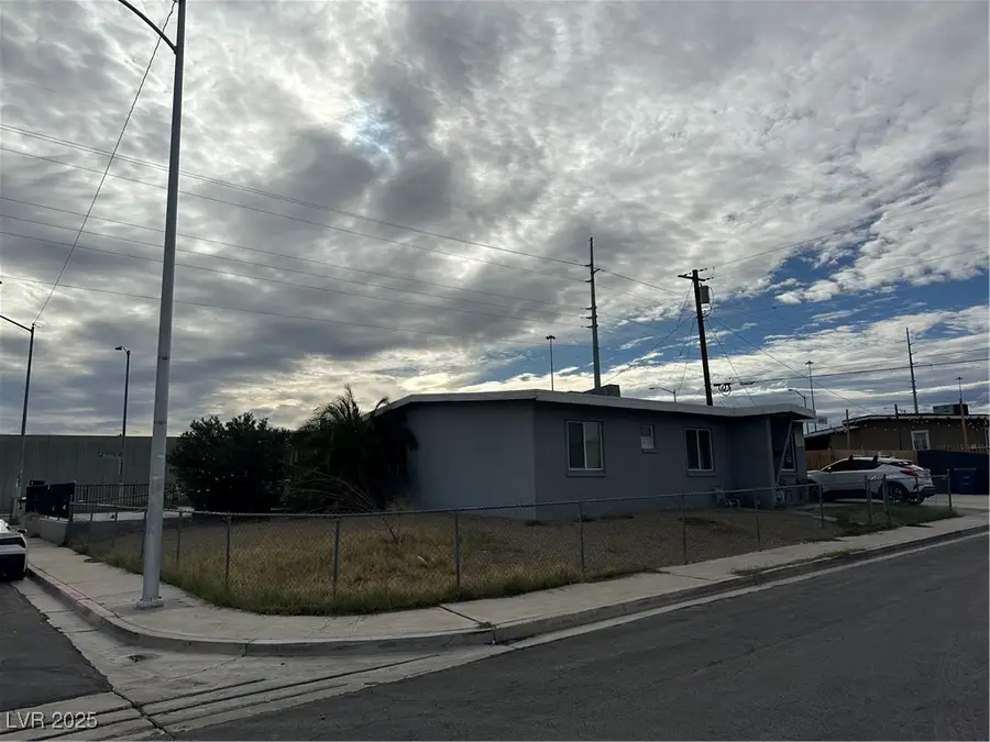 4901 Nebraska Avenue, Las Vegas, NV 89107 - Image #2