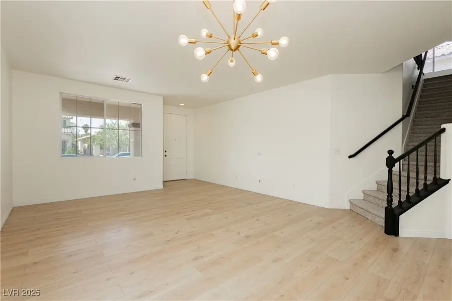 8224 Cassis Court, Las Vegas, NV 89117 - Image #3