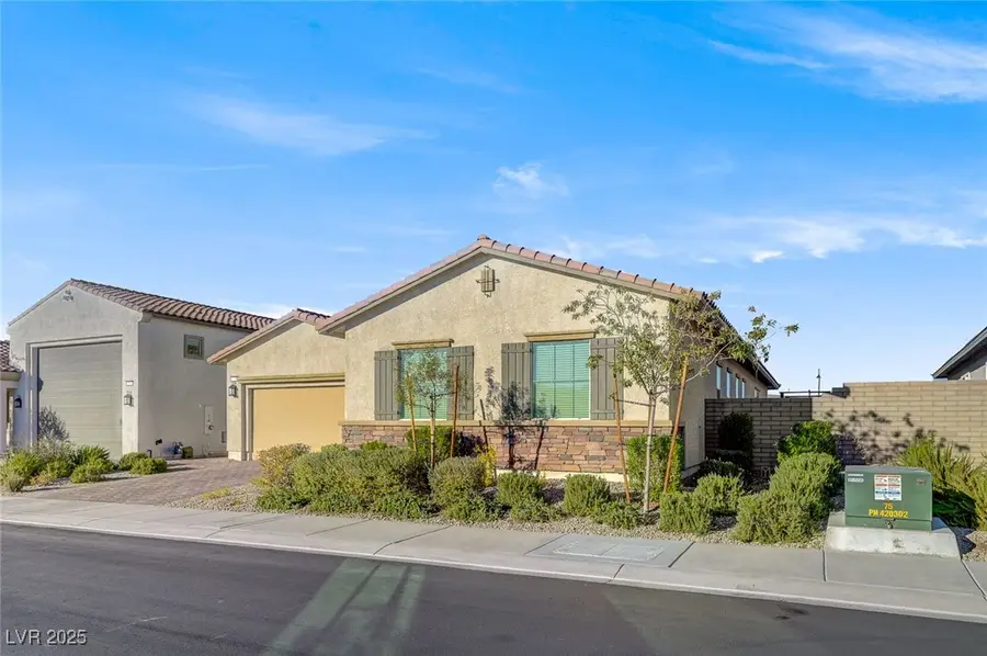 342 Lady Bird Avenue, Henderson, NV 89011 - Image #2