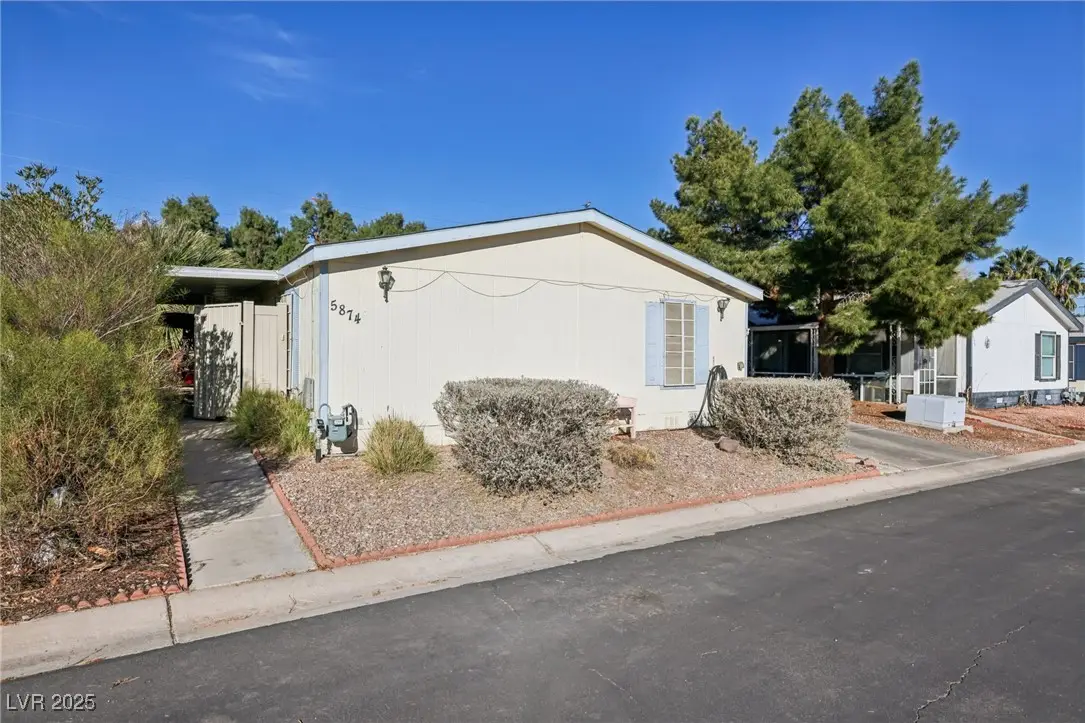5874 Sassy Rose Drive, Las Vegas, NV 89122 - Image #1