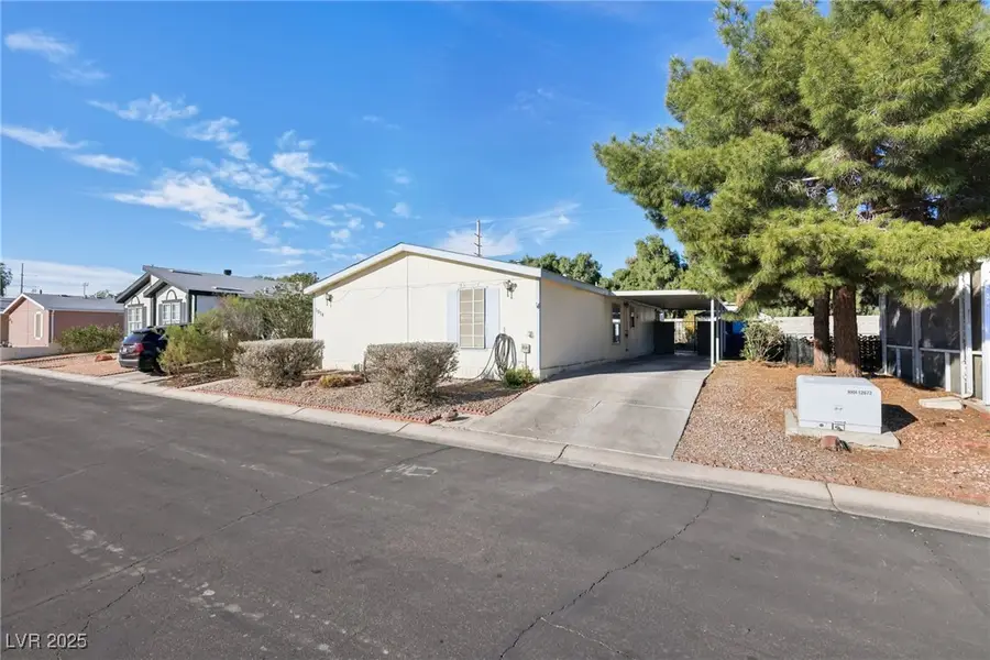 5874 Sassy Rose Drive, Las Vegas, NV 89122 - Image #3