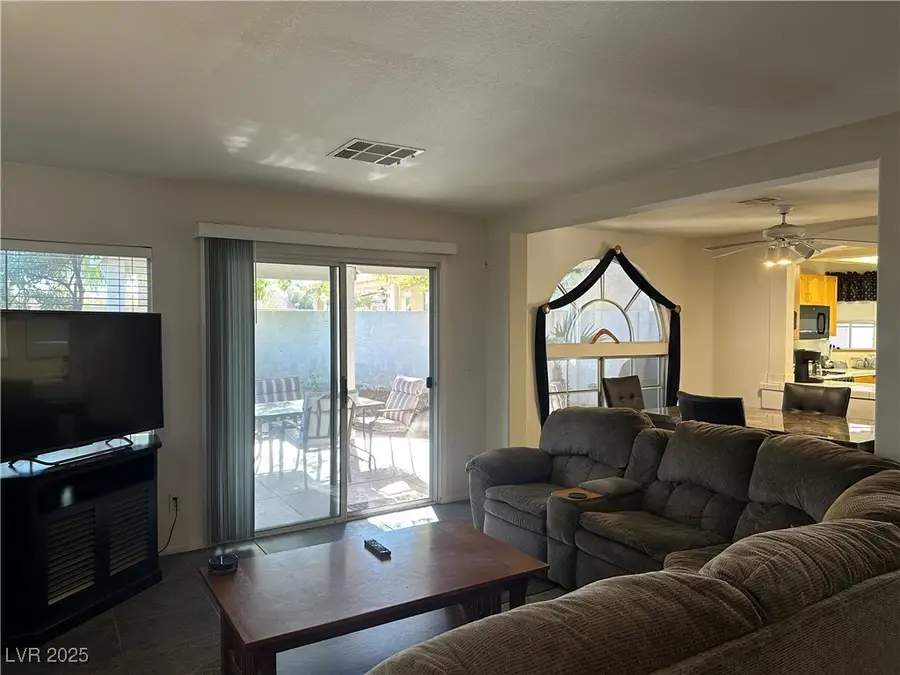 8701 Sandringham Avenue, Las Vegas, NV 89129 - Image #3