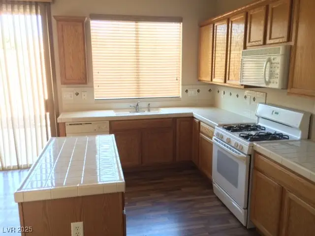 5789 Field Breeze Street, Las Vegas, NV 89148 - Image #3