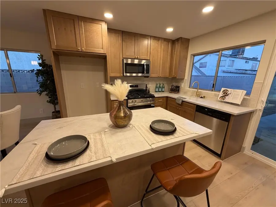 3944 Belhaven Street, Las Vegas, NV 89147 - Image #2