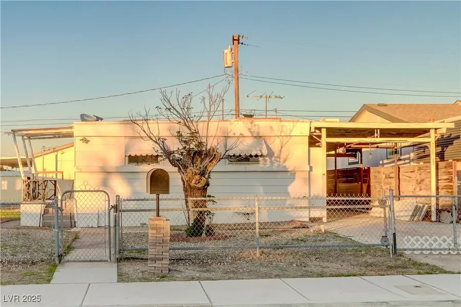 276 Aztec Lane, Henderson, NV 89015 - Image #2