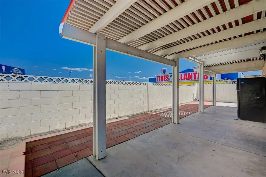 2345 Stockton Avenue, Las Vegas, NV 89104 - Image #3