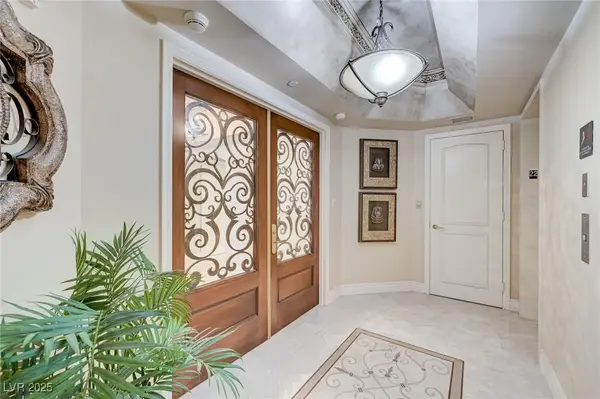 2747 Paradise Road #2201, Las Vegas, NV 89109