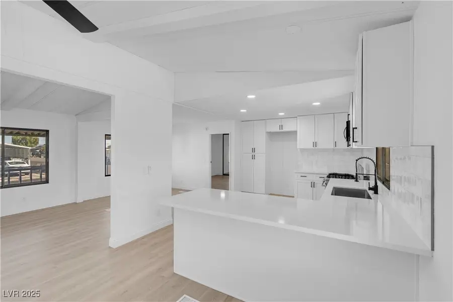 3421 Ewa Beach Drive, Las Vegas, NV 89122 - Image #3