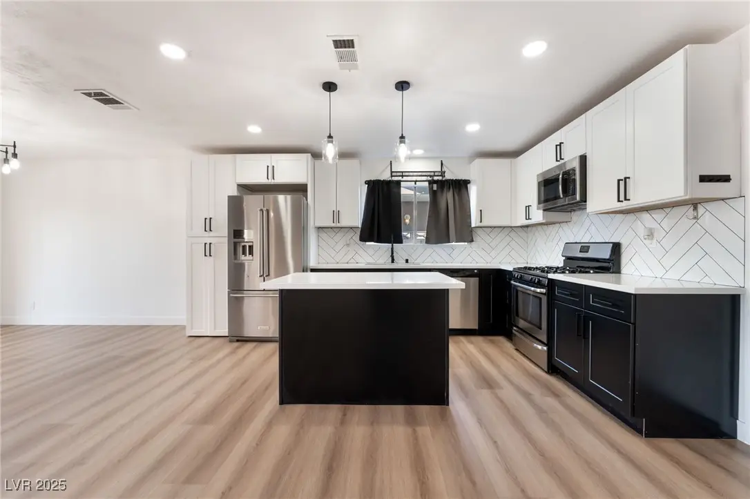 4461 Bennett Drive, Las Vegas, NV 89121 - Image #1