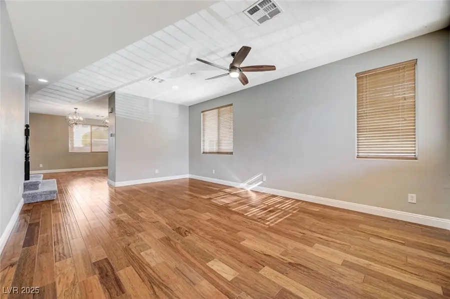 10120 Lexington Pines Avenue, Las Vegas, NV 89129 - Image #2