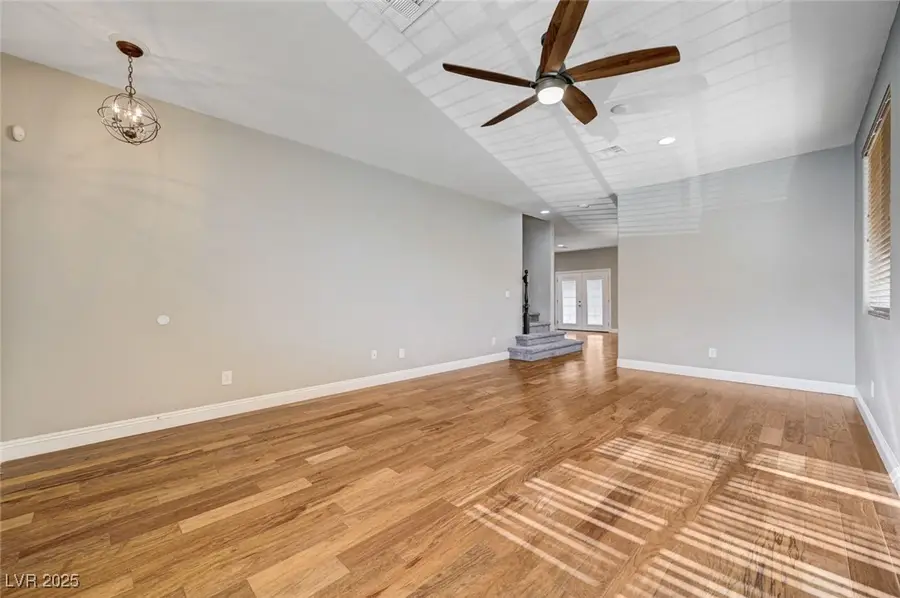 10120 Lexington Pines Avenue, Las Vegas, NV 89129 - Image #3