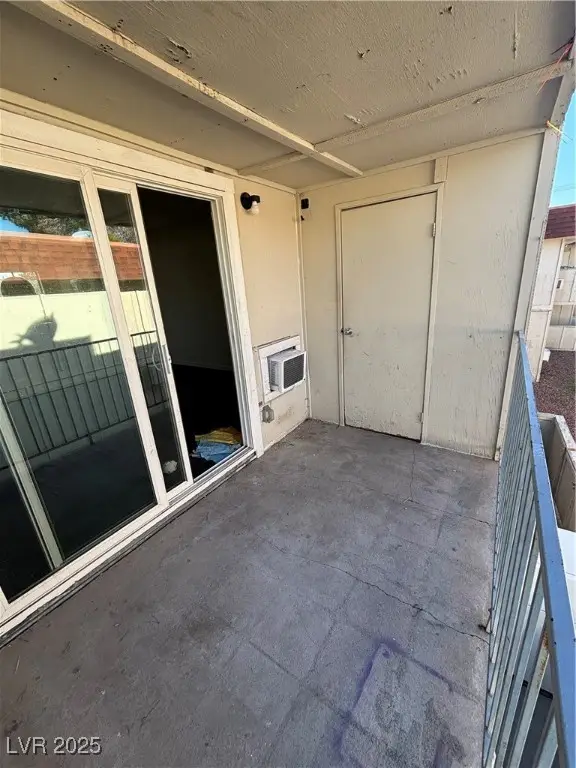 5408 Swenson Street #2, Las Vegas, NV 89119 - Image #2
