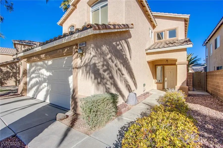 8644 Emerald Grove Way, Las Vegas, NV 89123 - Image #3
