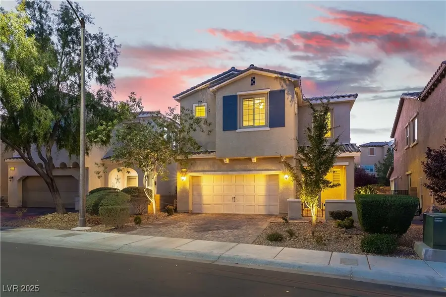 8049 Red Rock Crest Street, Las Vegas, NV 89166 - Image #2