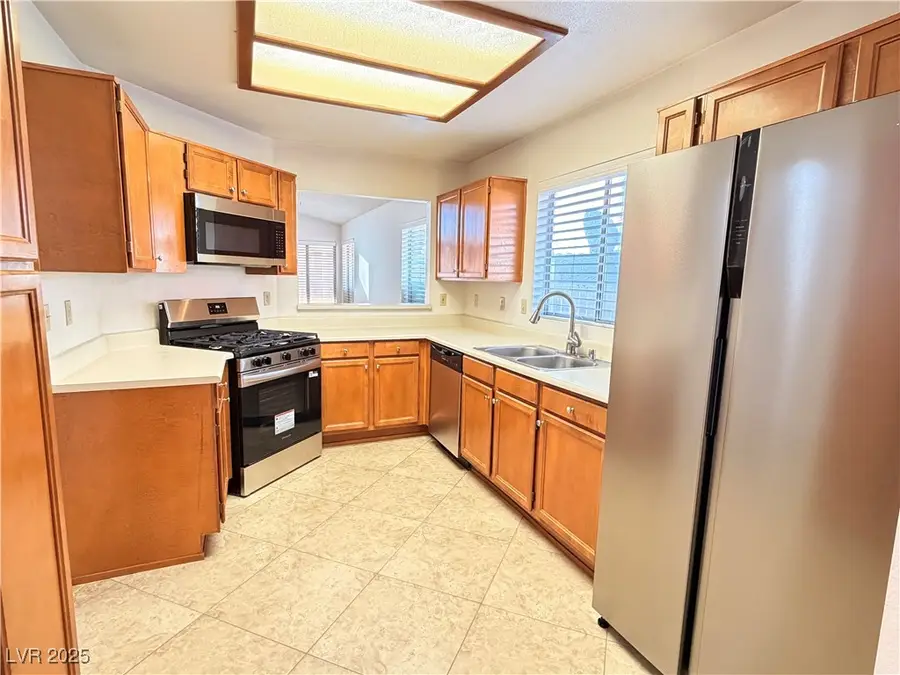 51 Fantasia Lane, Henderson, NV 89074 - Image #3