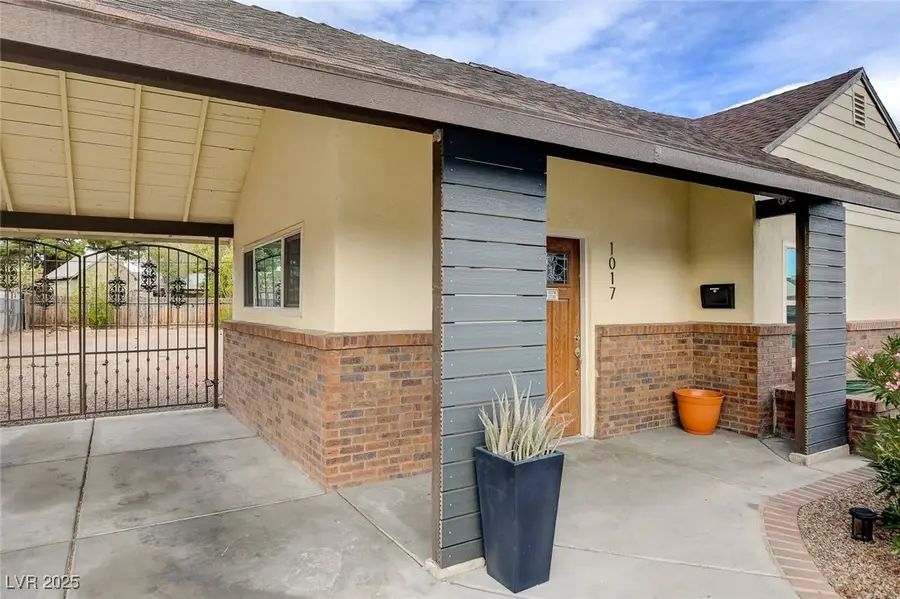 1017 Oakey Boulevard, Las Vegas, NV 89104 - Image #2