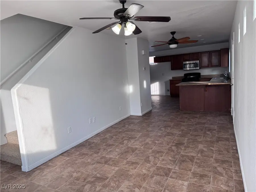5196 Floralita Street, Las Vegas, NV 89122 - Image #2