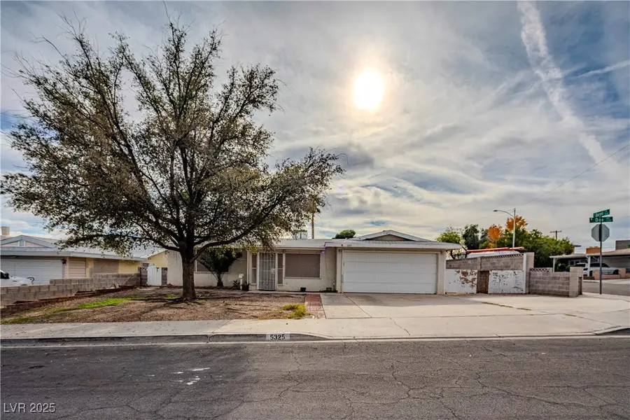 5325 Doe Avenue, Las Vegas, NV 89146 - Image #3