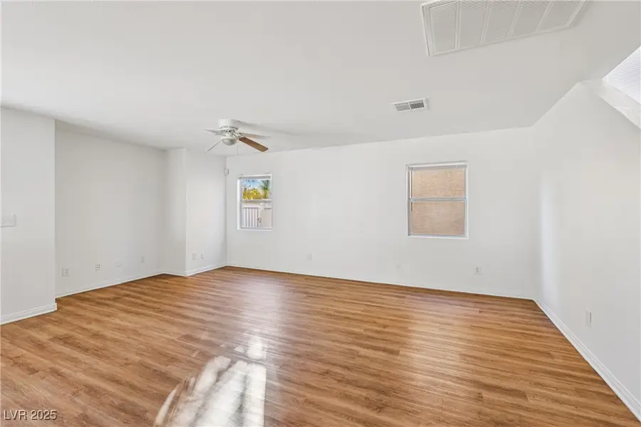 1622 Victor Hugo Lane, Las Vegas, NV 89115 - Image #3